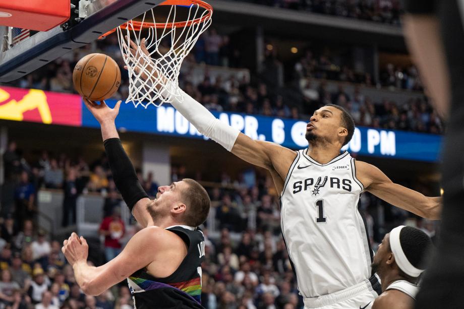 九游官网-NBA-约基奇40+8+13文班34+18+7 掘金加时险胜马刺